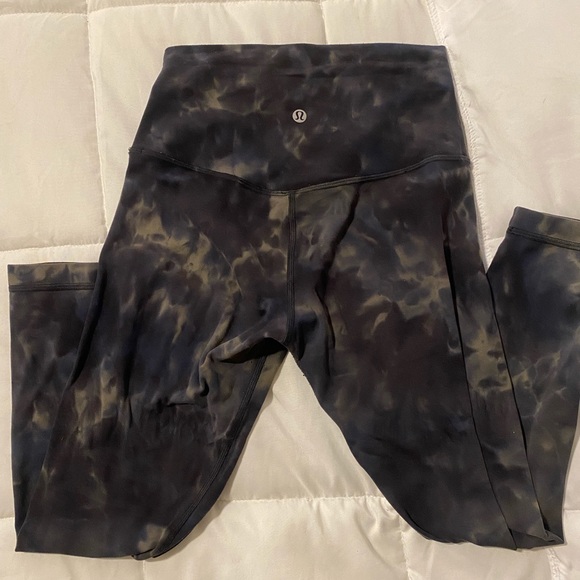 Lululemon cropped align leggings